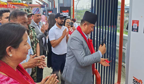 वातावरण संरक्षण गर्न विद्युतीय सवारी प्रयोग आवश्यक छ : मुख्यमन्त्री लामा