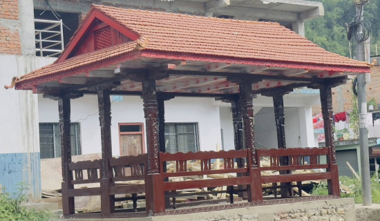 कैदीबन्दीले निर्माण गरेको फल्चा