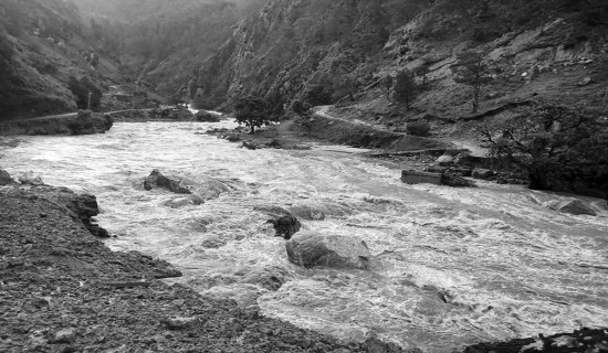 कैदीबन्दीलाई प्रजिअले लगाइदिनुभयो टीका जमरा