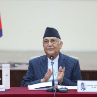 अछामका वृद्धवृद्धा भत्ता लिन सास्ती खेप्दै, बैङ्कको लापरबाहीले १० दिन कुर्न बाध्य
