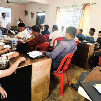 सधैँ बाध्यताको जोखिमपूर्ण यात्रा