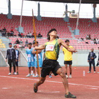 सधैँ बाध्यताको जोखिमपूर्ण यात्रा