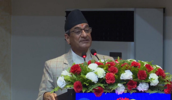 नेपाल प्रहरीलाई आगामी वर्ष तलब, पोशाक र रासनमा कमी हुँदैनः गृहमन्त्री