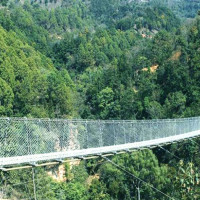 अध्यक्ष ओलीले लिमीका तीन बालबालिकालाई पढाउनुहुने