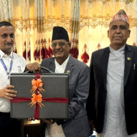 अन्तर्राष्ट्रिय सौन्दर्य प्रतियोगिताको प्रतिनिधित्व गर्दै दुलाल