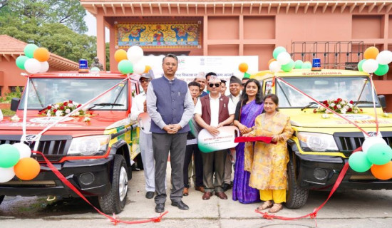 भारत सरकारद्वारा नेपाललाई ४० वटा एम्बुलेन्स उपहार