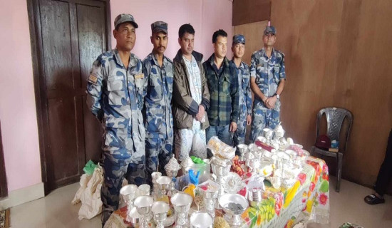 भारत लैजाँदै गरेको ३२ लाख मूल्य बराबरको चाँदी बरामद