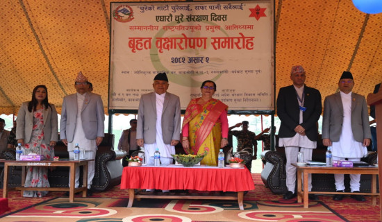 पर्यटकको रोजाइमा कास्की सिक्लेसको कफुचे हिमताल