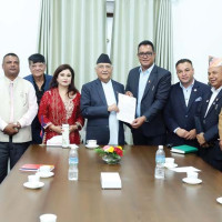 प्रभासको साँझमा सेल्फी