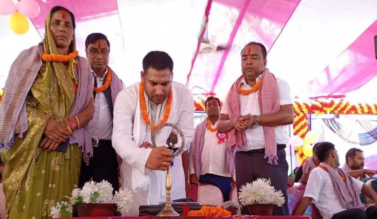 भारतीय लगानीमा निर्माण हुन लागेको विद्यालय भवन अलपत्र