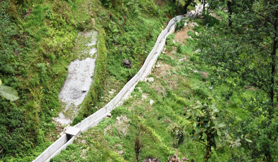 पर्वतमा नहर बनाएर बाढी नियन्त्रण