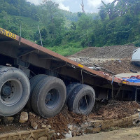सखर बनाउन व्यस्त खोटाङका किसान