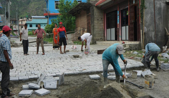 गलेश्वर बजार सौन्दर्यीकरण, सडकमा ढुङ्गा बिछ्याउन थालियो