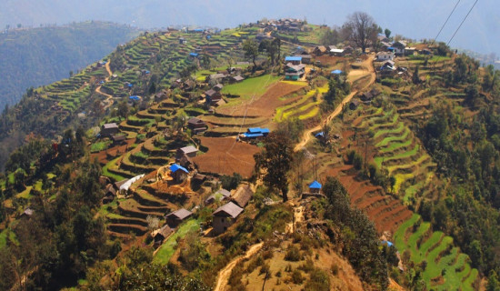 डेढ दशकभन्दा अगाडिदेखिका आयोजना अधुरै : गाउँभर खानेपानी समस्या