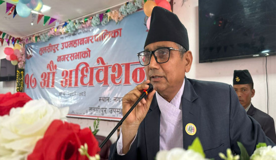 अनुशासन कायम राख्न खेलकुदमन्त्रीको निर्देशन