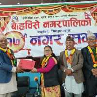 शिष्ट सभामा अशिष्ट व्यवहार