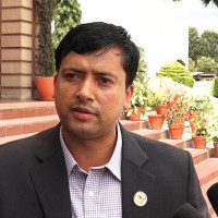 प्रधानमन्त्री ओली स्वदेश फिर्ता