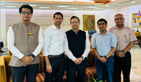 भारतको सहयोगमा उद्धार गरिएका दुई नेपाली दिल्ली आइपुगे