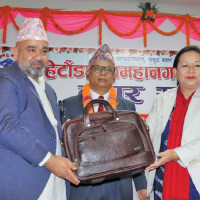 आयातनिर्यातमा सङ्कुचन व्यापार घाटा एक खर्ब सोह्र अर्ब