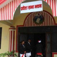मानिसले कहिलेदेखि लेख्न सुरु गर्‍यो ?