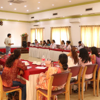 विद्यालय सञ्चालन गर्न पालिकाको दबाब, माग पूरा नभएसम्म नखोल्ने शिक्षकको अडान