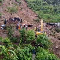 एसइईमा ४ जिपिए ल्याउनेलाई बारपाक सुलीकोटले एक लाख दिने