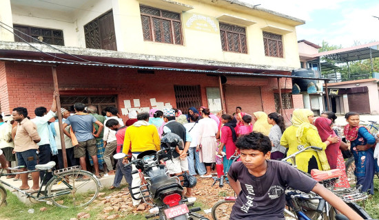 बाँकेको खजुरामा युरिया मलको अभाव