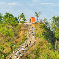 गौतमबुद्ध अन्तर्राष्ट्रिय विमानस्थल नियमित सञ्चालनको माग गर्दै प्रचण्डलाई ज्ञापनपत्र