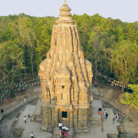 गृहमन्त्री लेखक र एडिबी निर्देशकबिच भेटवार्ता