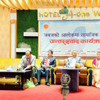 छाक र गप जोड्ने झलुङ्गे पुल निर्माण