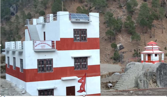 अनुदानमा स्थानीयको मनपरी