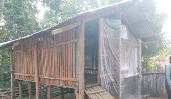 बाख्रापालक किसानलाई अनुदानमा खोर निर्माण
