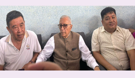 ‘गतिरोध हटाउन वार्ता गर्नुपर्छ’
