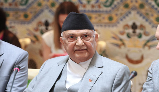 स्पेनका समकक्षीद्वारा आयोजित रात्रिभोजमा प्रधानमन्त्री सहभागी