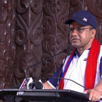 ‘शिक्षकलाई राजनीतिबाट टाढा राखौँ’