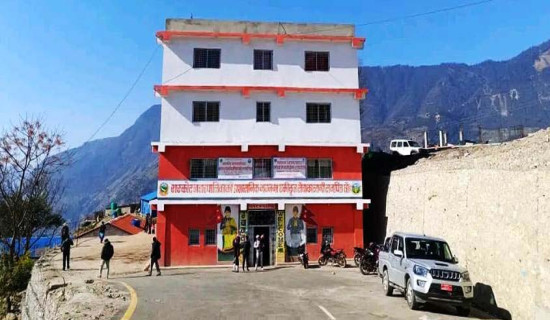 सचिवालयका नाममा मनपरी