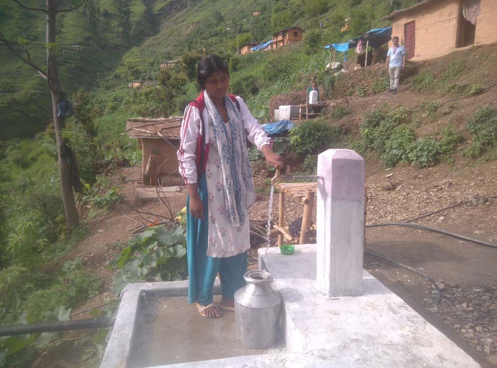भूकम्पपछि घर घरमा खानेपानी