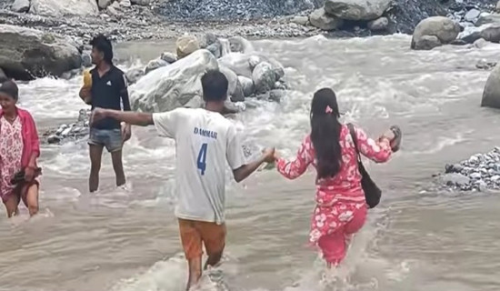 तलब माग्दै तालाबन्दी