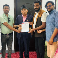 होटलमा मुख्यमन्त्रीको अनुगमन : म्याद गुज्रिएको मःमः, गन्हाएको तरकारी फेला