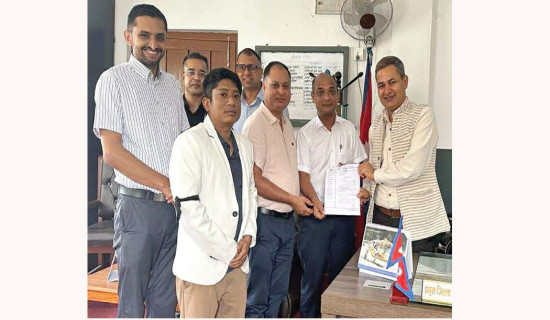 सरकार नागरिकको स्वास्थ्यप्रति संवेदनशील छ : प्रधानमन्त्री
