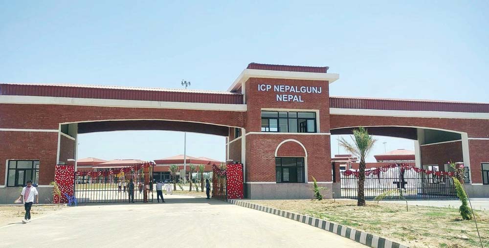 चिनी र चामलको आयात अत्यधिक