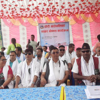 विद्यालयको ढोका फोडेर कम्प्युटर चोरी