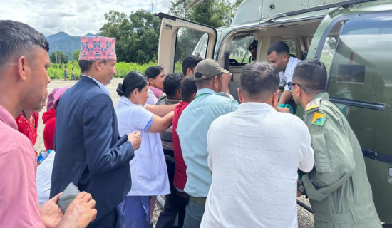 गर्भवतीको हेलिकोप्टमार्फत उद्धार