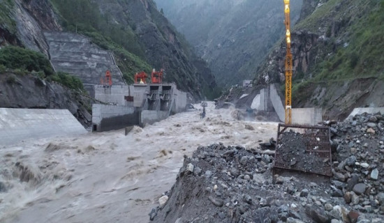 जलवायु परिवर्तनको असरबारे ध्यानाकर्षण गराउन ६० महिला सेफुक्सुण्डोको पदयात्रामा