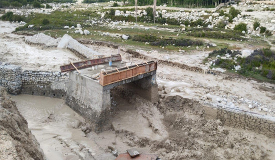 उपल्लो मुस्ताङमा बाढी, तटीय क्षेत्रका बासीन्दालाई सुरक्षित रहन आग्रह