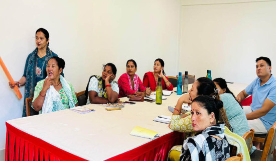 टीकापुरका महिला जनप्रतिनिधिहरू भन्नुहुन्छः आफ्नो भूमिकाको ज्ञान भयो