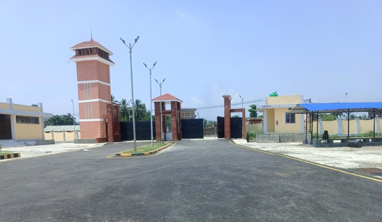 सञ्चालनमा आउन सकेन राजविराजमा रहेको बसपार्क
