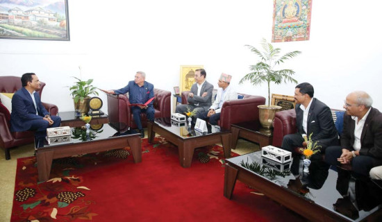 वित्तीय क्षेत्र चलायमान बनाउने मौद्रिक नीति ल्याउन सुझाव