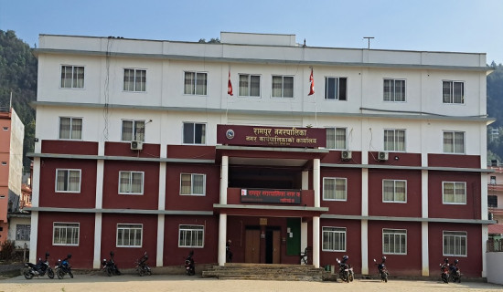 पुलिसमाथि आर्मीको कठिन जित