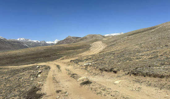 लाप्चामा शिव कुण्ड जाने सडक निर्माण